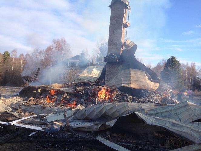 Villa brann ner i Nyland