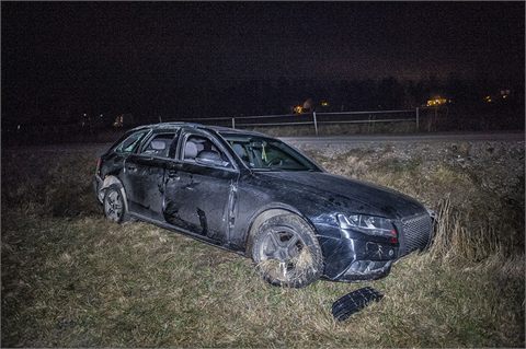 Utdragen polisjakt på E16 slutade i Dalarna