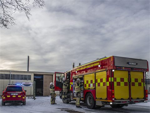 Larm om brand i industrilokal i Krylbo