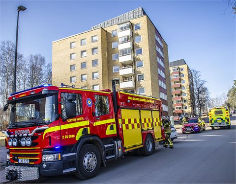 Larm om brand i höghus var torrkokning