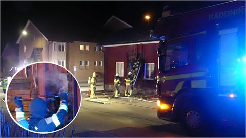 Villabrand i centrala Arvika — rök från vägg