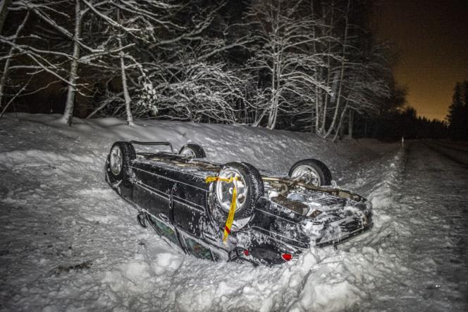Personbil voltade utanfr Norberg