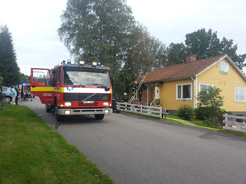 Villabrand i Oskarström