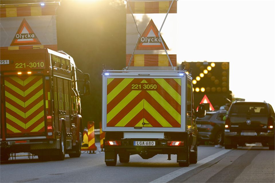 Stopp på E18 mellan Bålsta och Enköping efter olycka